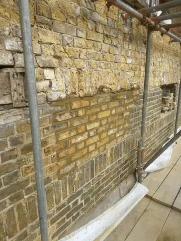 Brickwork infills